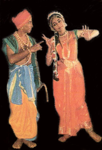 Сатья Бхама зовет Сутрадхару, который впоследствии сыграет роль ее доверенного лица.